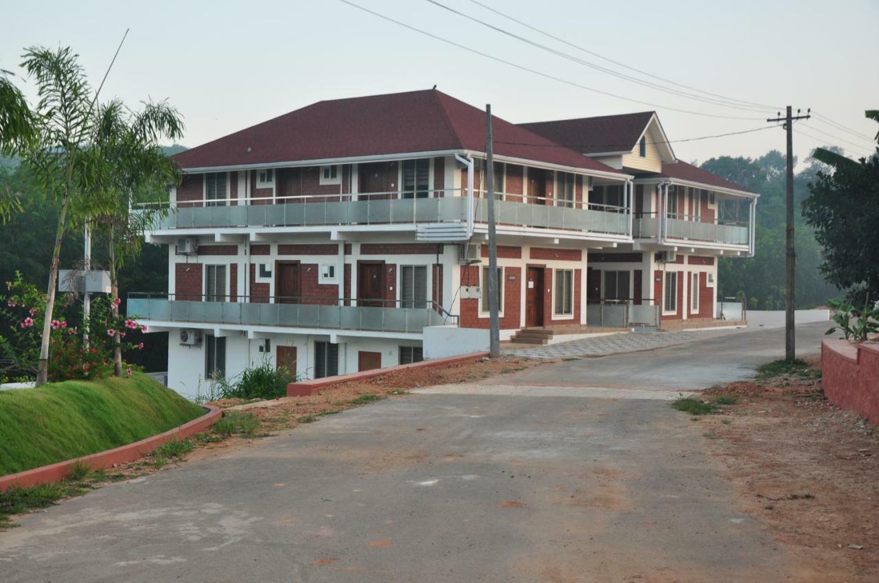 Indimasi - Ayurveda & Healing Village By Citrine Thiruvananthapuram Exterior photo